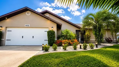 402 SW 37th Ln, Cape Coral, FL 33914