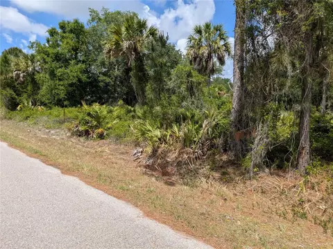 Delight Avenue, North Port, FL 34288
