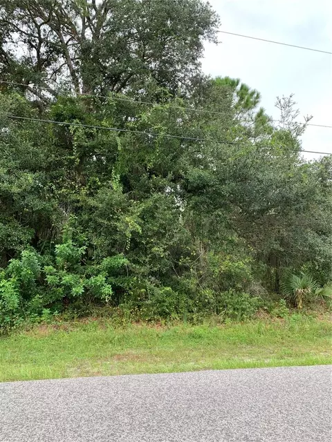 285 Berthoud St, Port Charlotte, FL 33953