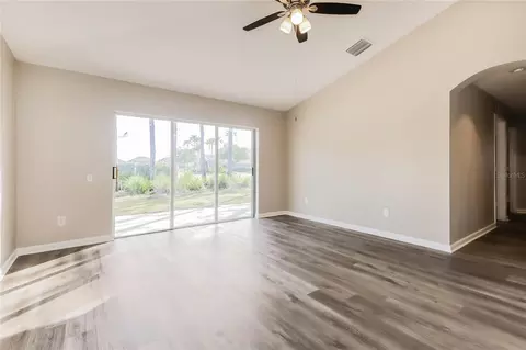 Living - 13302 Evening Sunset Ln, Riverview, FL 33579 photo 3 of 4