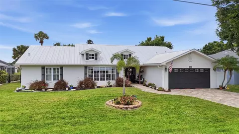 425 Corrientes Cir, Punta Gorda, FL 33983