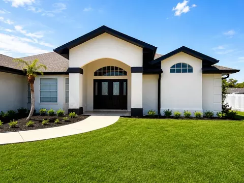 1310 Jefferson Dr, Englewood, FL 34224