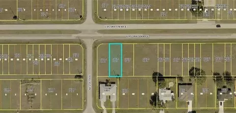 2104 Diplomat Pkwy E, Cape Coral, FL 33909