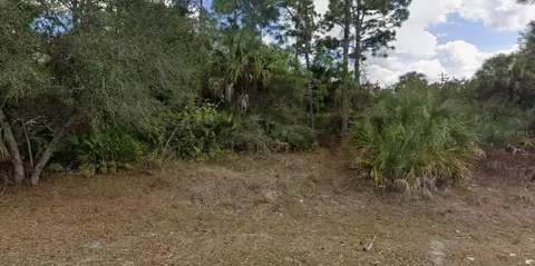 602 Jackson Ave, Lehigh Acres, FL 33972