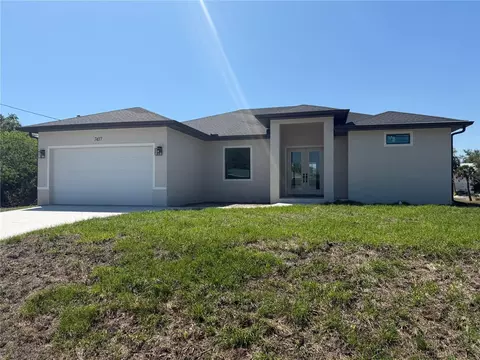 7417 Jennifer Dr, Port Charlotte, FL 33981