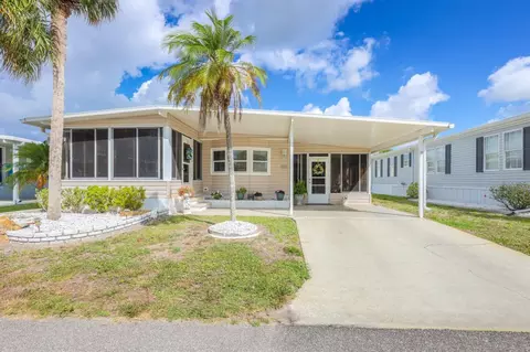 2100 Kings Hwy #137, Port Charlotte, FL 33980