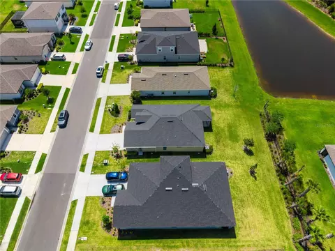 View/Area - 10009 Daybreak Gln, Parrish, FL 34219 photo 6 of 9