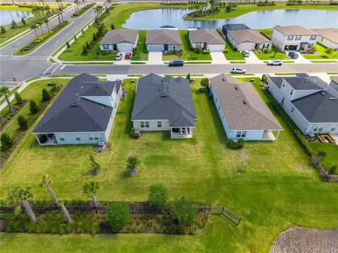 View/Area - 10009 Daybreak Gln, Parrish, FL 34219 photo 4 of 9