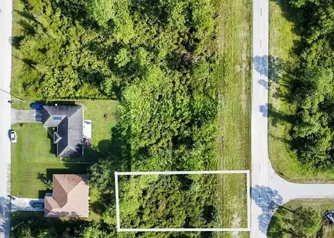 732 Columbus Blvd S, Lehigh Acres, FL 33974