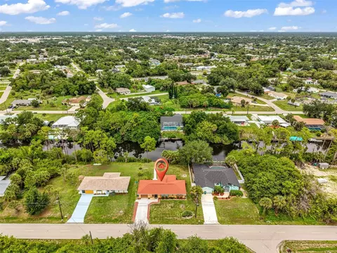 2626 Auburn Blvd, Port Charlotte, FL 33948