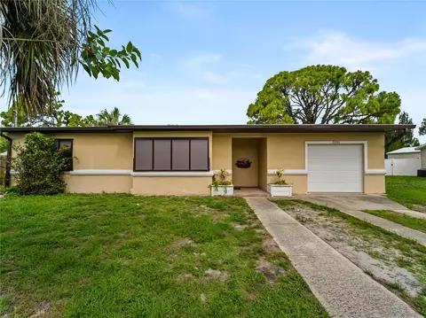 3181 Normandy Dr, Port Charlotte, FL 33952