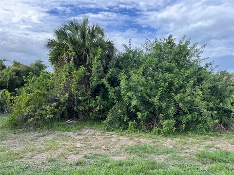 12173 Gulfstream Blvd, Port Charlotte, FL 33981