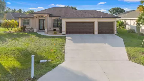 1275 Blue Lake Cir, Punta Gorda, FL 33983