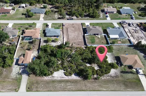 10501 Gulfstream Blvd, Englewood, FL 34224