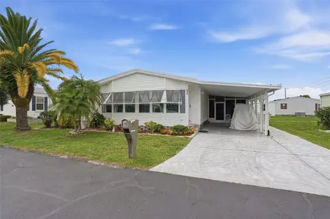 452 Sharks Pt, North Port, FL 34287