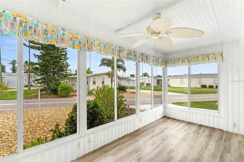 822 Bogie, Venice, FL 34285 photo 4