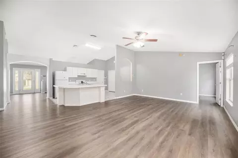 Living - 20 Pine Court Loop, Ocala, FL 34472 photo 2 of 17