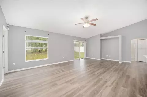 Living - 20 Pine Court Loop, Ocala, FL 34472 photo 15 of 17