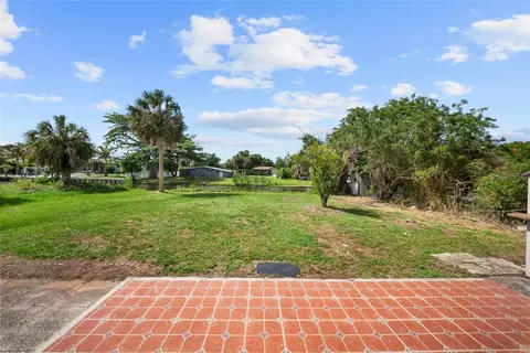 Exterior - 154 Danforth Dr, Punta Gorda, FL 33980 photo 1 of 3