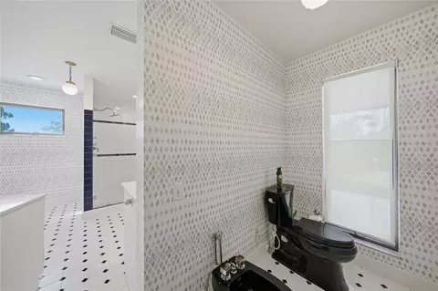 Bath - 4460 Northshore Dr, Punta Gorda, FL 33980 photo 8 of 9