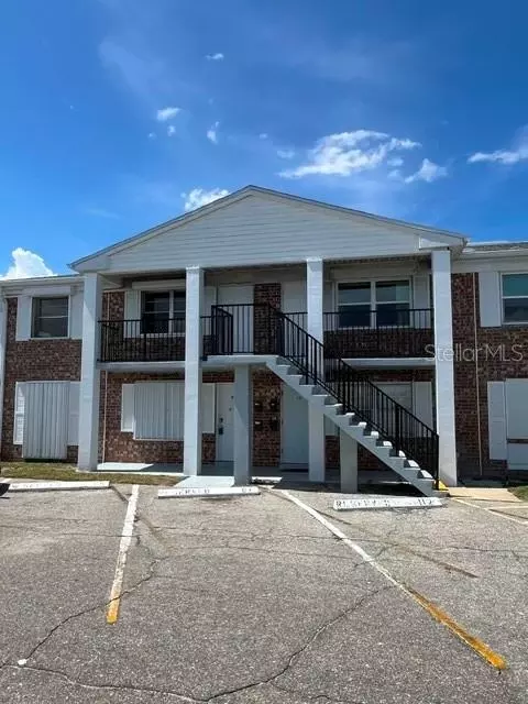 190 E Olmstead Dr #F32, Titusville, FL 32780