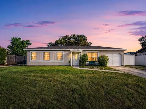 1018 Red Bay Ter NW, Port Charlotte, FL 33948
