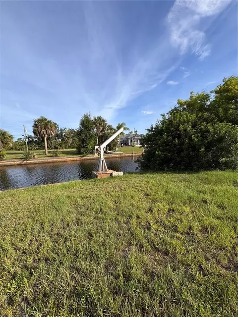 3016 Shannon Dr, Punta Gorda, FL 33950
