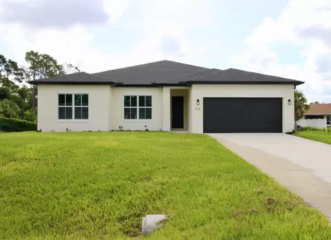 4175 Polynesia Rd, North Port, FL 34288