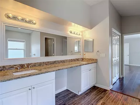Bath - 1732 Hulett Dr, Brandon, FL 33511 photo 3 of 5