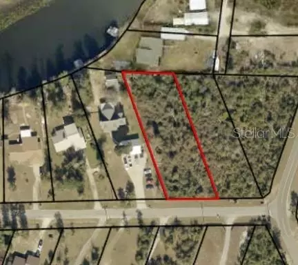 5419 Indian Bluff Dr, Youngstown, FL 32466