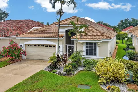 318 Langholm Dr, Venice, FL 34293