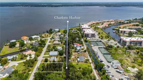 430 Klispie Dr, Punta Gorda, FL 33950