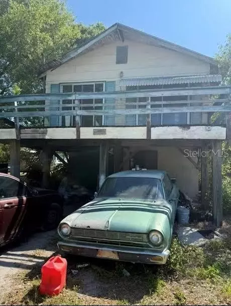 7621 16th St E, Sarasota, FL 34243