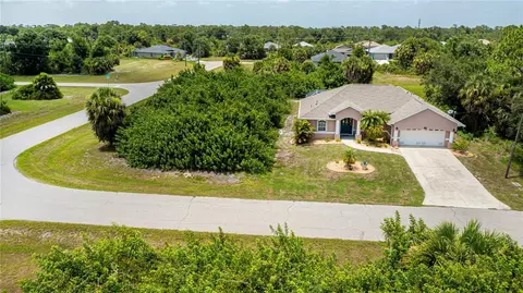 113 121 Red Cedar Park, Rotonda West, FL 33947