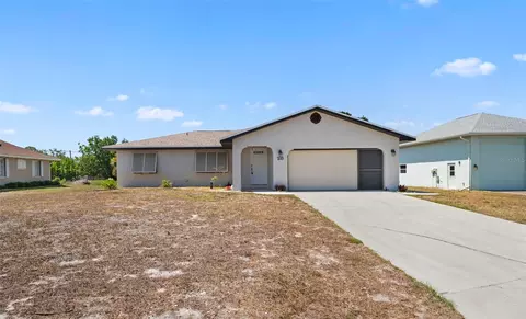 28 Clintwood Ave, Englewood, FL 34223