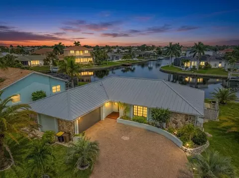 704 Bimini Ln, Punta Gorda, FL 33950