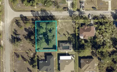 1242 Echo St E, Lehigh Acres, FL 33974