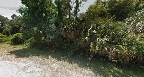 Sultan Avenue, North Port, FL 34286