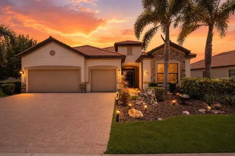 23551 Waverly Cir, Venice, FL 34293