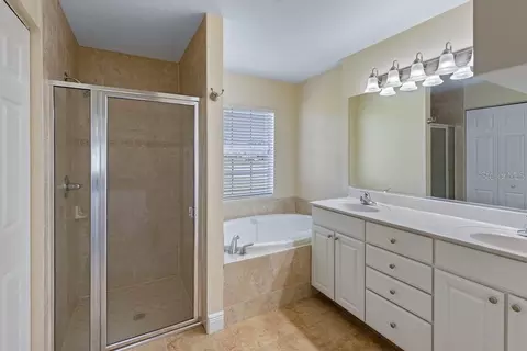 Bath - 2326 Jackson Dr, Sebring, FL 33870 photo 2 of 4