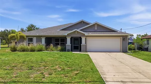 1927 NE 33rd St, Cape Coral, FL 33909
