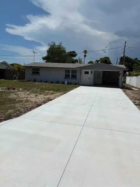 8290 Osprey Rd, Englewood, FL 34224