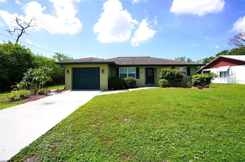 515 Meridan Ave NW, Port Charlotte, FL 33952