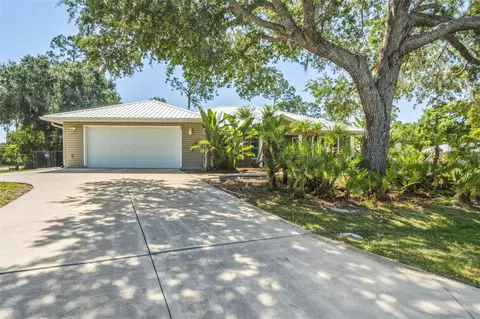 2376 Staver St, Port Charlotte, FL 33980