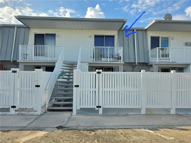 6777 Winkler Rd #134, Fort Myers, FL 33919