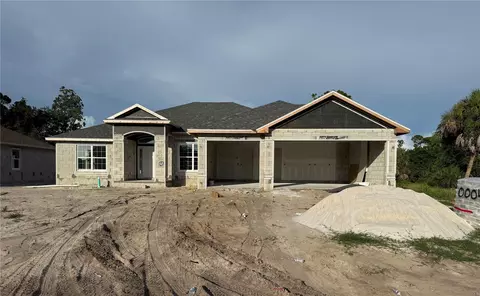 5 Tee View Rd, Rotonda West, FL 33947