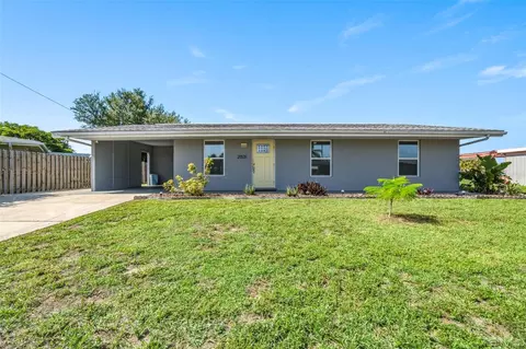 21531 Gladis Ave, Port Charlotte, FL 33952