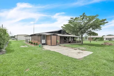 Exterior - 915 E Charles St, Arcadia, FL 34266 photo 6 of 15