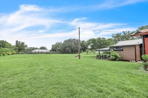Exterior - 915 E Charles St, Arcadia, FL 34266 photo 14 of 15