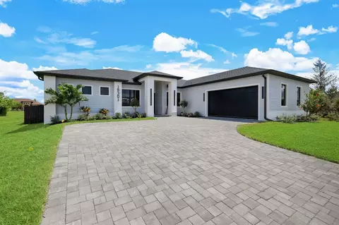 15301 Acorn Cir, Port Charlotte, FL 33981